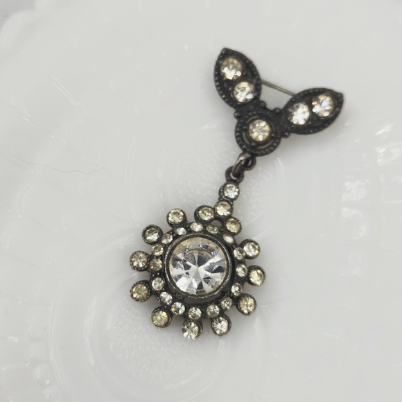 Vintage | Jewelry | Vintage Gunmetal Black And Rhinestone Brooch With ...